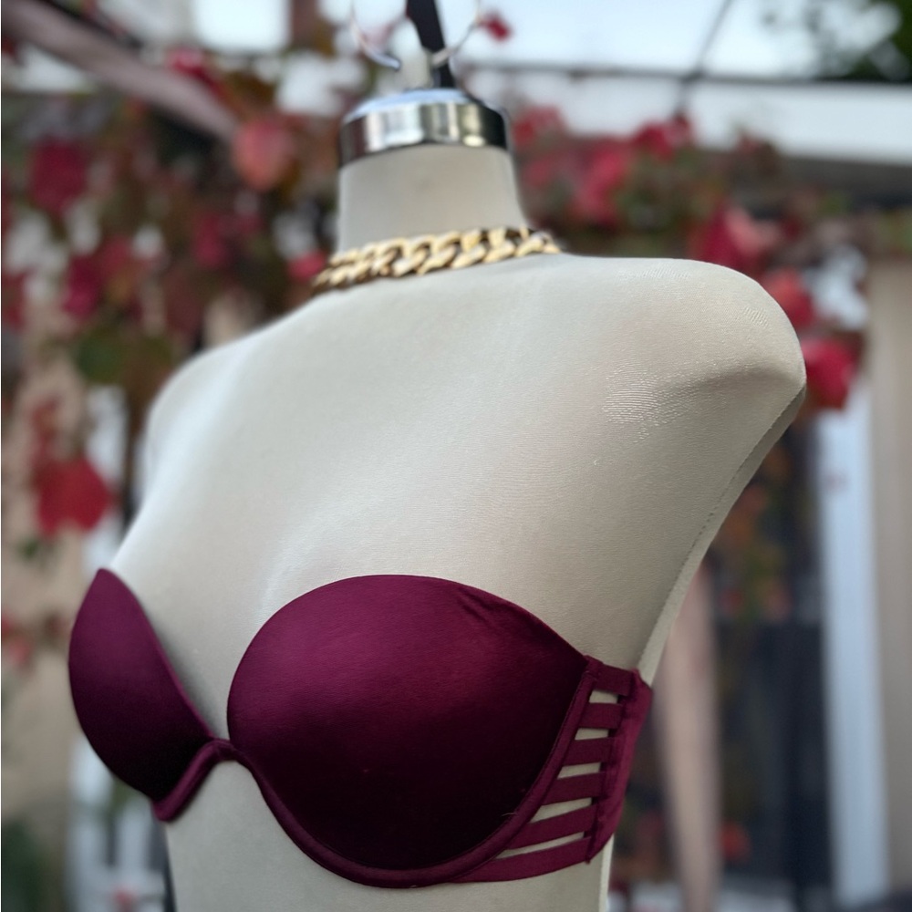 La Senza Beyond Sexy Elegant Strapless Burgundy Bra Size 34 B